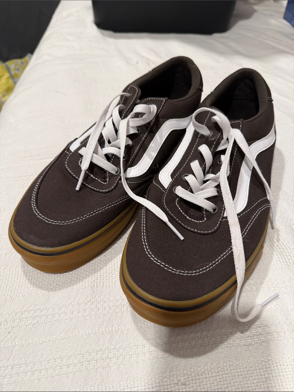 Vans Old Skool Low-Top Sneaker - Black/White